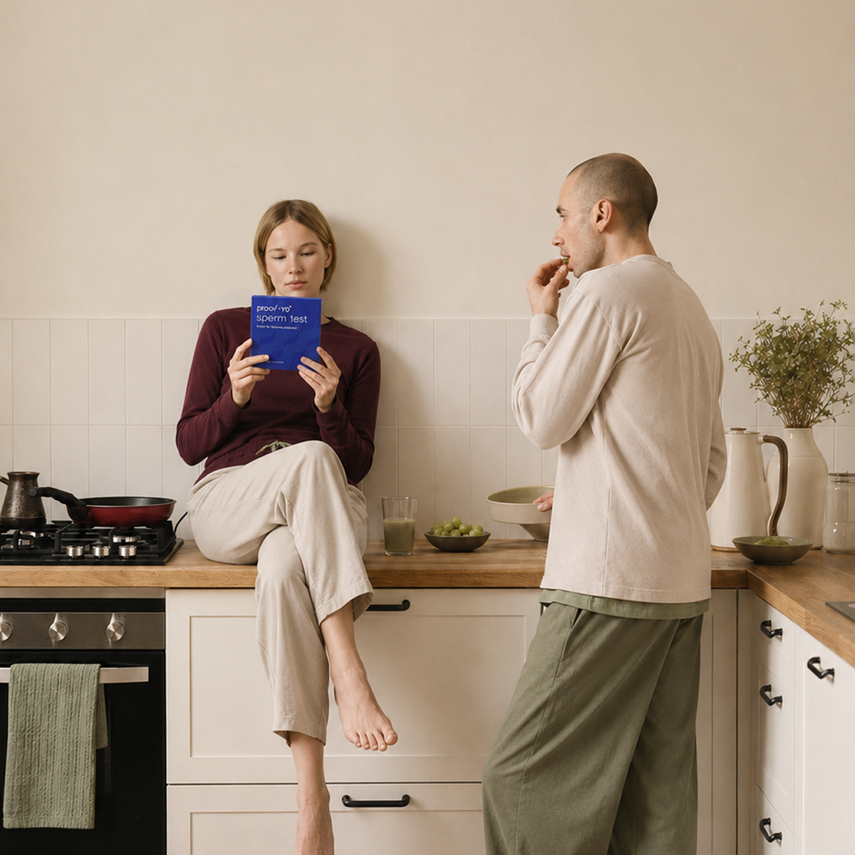Couple at home with a YO sperm test